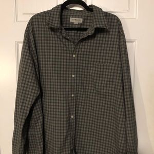 Long sleeve plaid button up